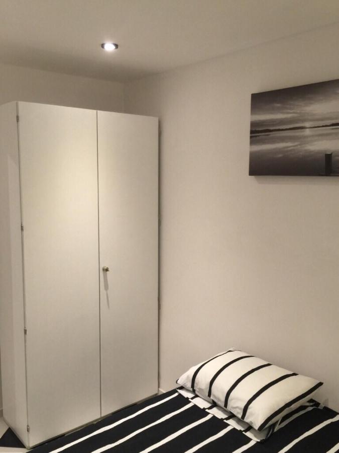Apartment Red&white Lower Ground Floor